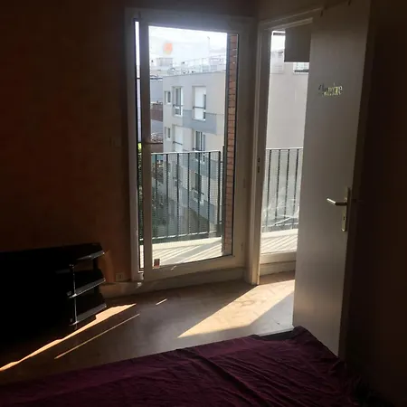 Spacieux T4 Avec Balcon * Масси